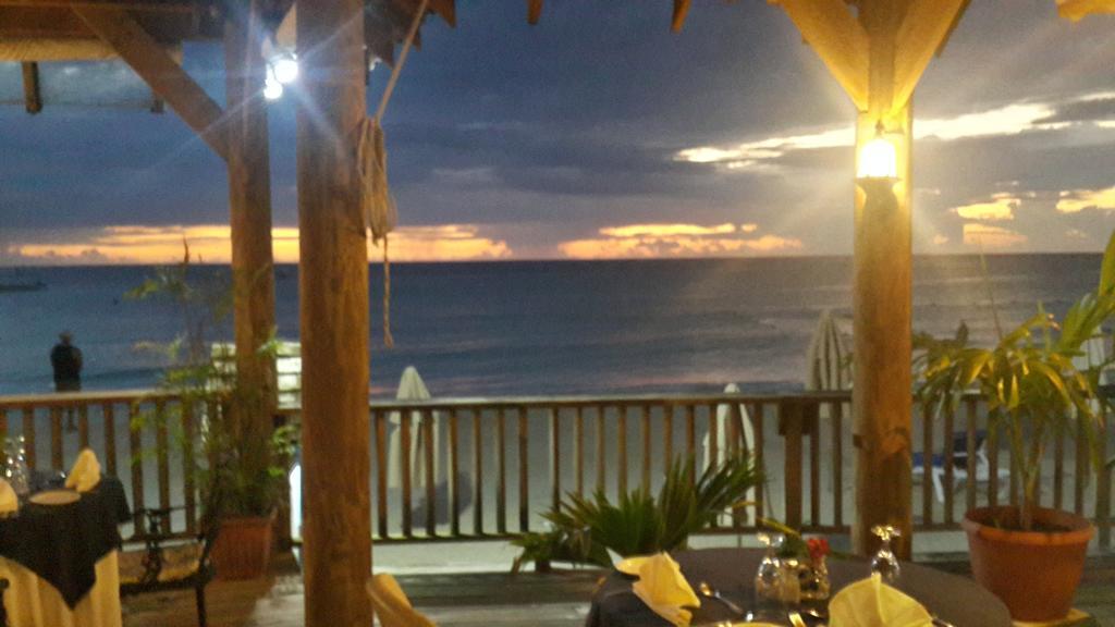 Sea Splash Resort Negril Exterior foto